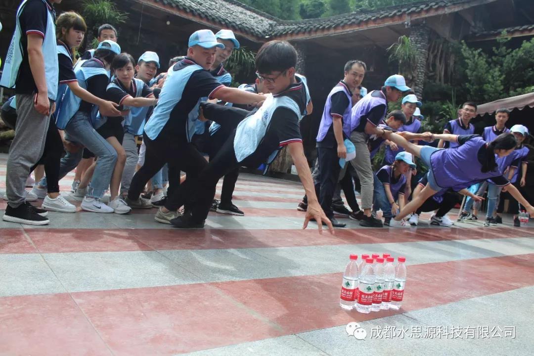水思源——“鑄造優(yōu)秀團隊，共創(chuàng)企業(yè)輝煌”